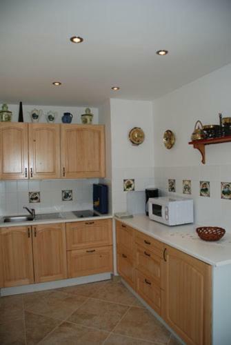 קלוסטרניובורג Villa Kreuthhof Appartements מראה חיצוני תמונה